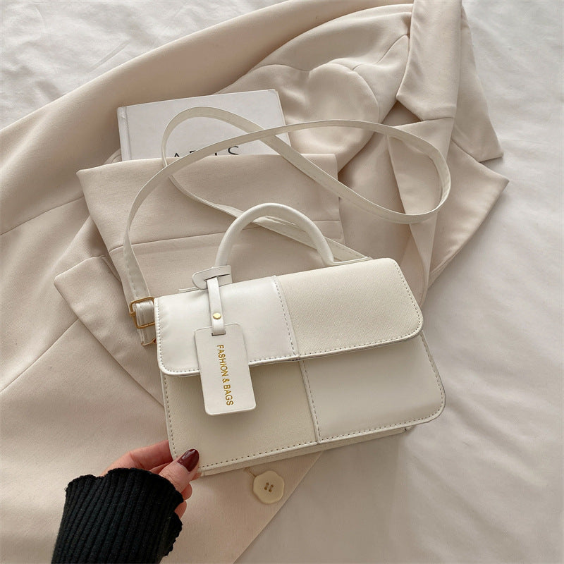 Bolsa pequena de design de nicho para mulheres 2024 inverno nova moda bolsa quadrada pequena de alto valor bolsa de ombro.