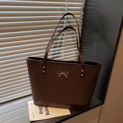 Bolsa de Ombro Retrô de Grande Capacidade Feminina Outono/Inverno 2025, Nova Coleção, Moda Casual, Bolsa de Ombro de Nicho, Bolsa Tote para Trabalho