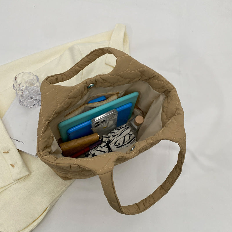 Bolsa elegante de grande capacidade para mulheres verão novo estilo coreano bolsa de axila estilo ocidental simples bolsa de mão de um ombro