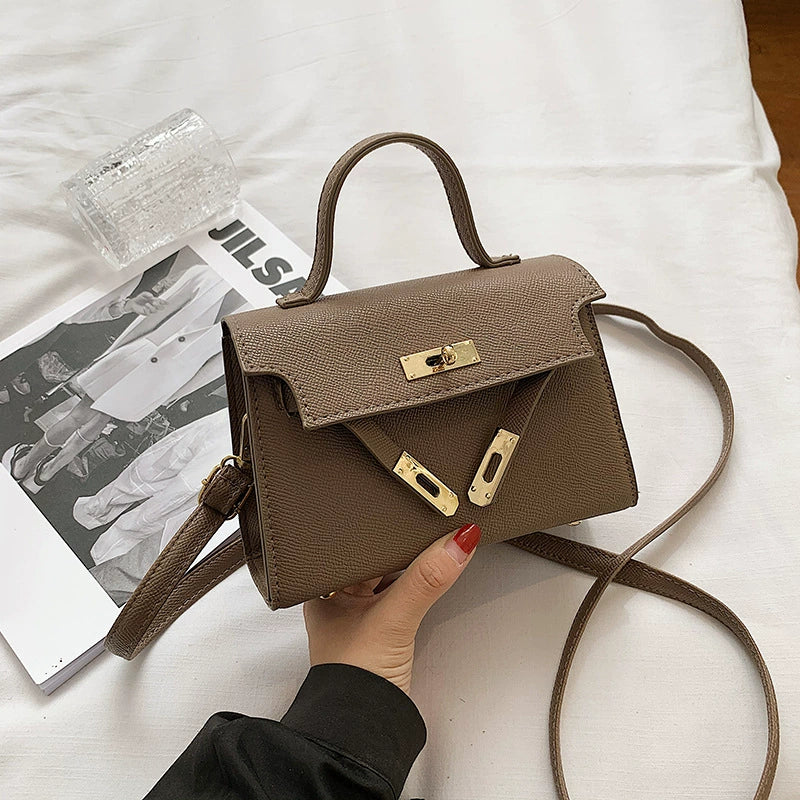Nova Bolsa Feminina Versátil 2026: Bolsa Retrô Kelly de Ombro Único Transversal Pequena Quadrada – Atacado