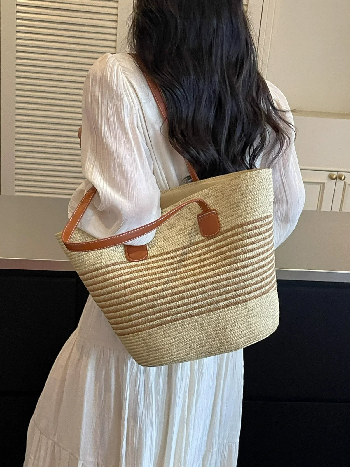 Bolsa de palha para mulheres, bolsa de verão, bolsa tote, bolsa tipo saco de grande capacidade, bolsa de ombro de palha, bolsa de vime, transfronteiriça.