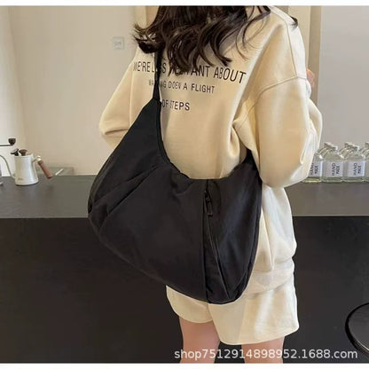 Bolsa Feminina Personalizada - Grande Capacidade, com Zíper, Bolsa de Ombro para o Trabalho - Produção em Pequena Escala, Impressão de Logotipo Disponível, Sacola Promocional para Brindes.