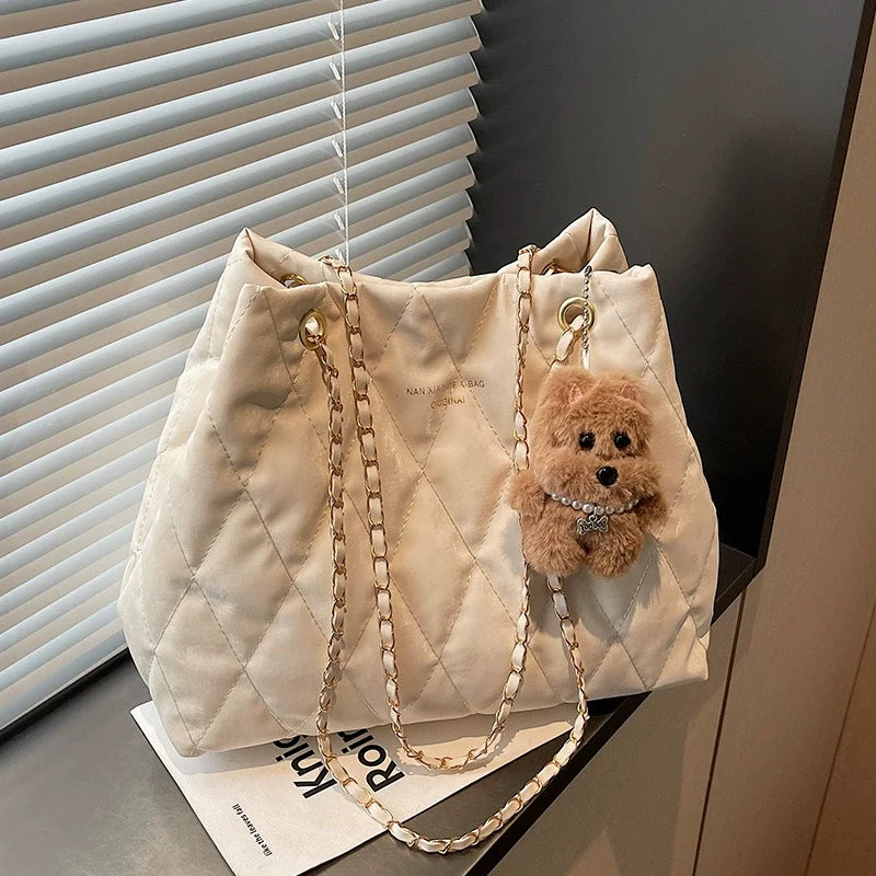 Bolsa Tote Matelassê Diamante de Grande Capacidade para Mulheres, Nova Bolsa de Ombro Estilo Coreano da Moda 2026, Bolsa Casual Versátil para o Dia a Dia.