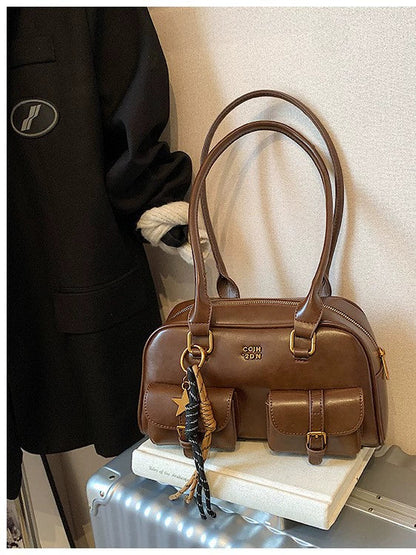 Calça retrô de alta qualidade com vários bolsos e bolsa de grande capacidade para mulheres, estilo novo de 2024, bolsa de boliche, bolsa de ombro único, bolsa de axila para outono e inverno.