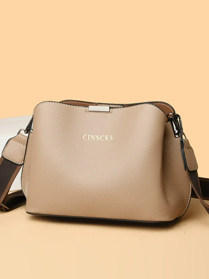 Bolsa transversal de luxo leve para mulheres 2024 nova bolsa de ombro fashion couro macio grande capacidade bolsa casual feminina