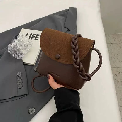 Bolsa feminina de alta qualidade 2024 nova bolsa transversal outono e inverno bolsa saco design retrô nicho bolsa de ombro versátil feminina.