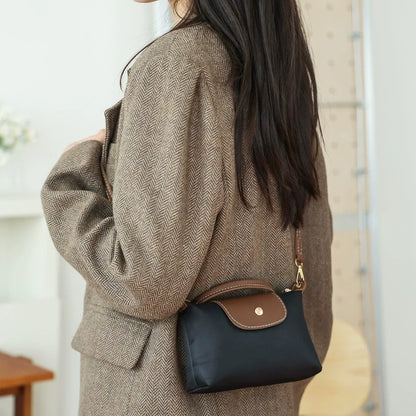 Nova Bolsa Dumpling de Nylon 2026 - Bolsa Transversal Feminina para Fornecimento Internacional - Bolsa Mini Quadrada Casual e Versátil para o Dia a Dia