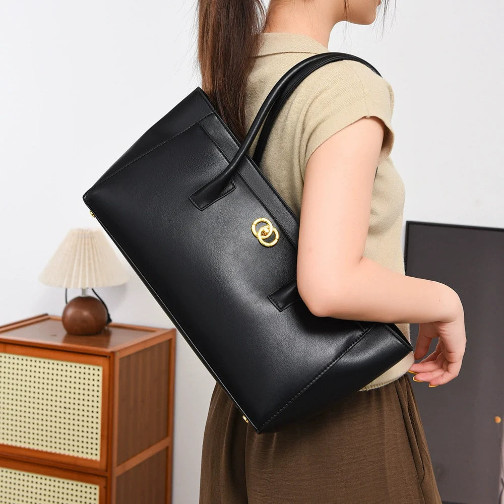 Textura Xiaoxiangfeng Mais fácil para combinar com bolsa de ombro FashionClassy sentido padrão de crocodilo bolsa de ombro Casual feminina Roupas de trabalho bolsa de axila