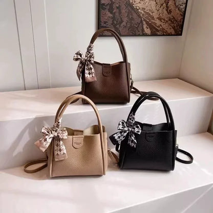 Nova Bolsa Feminina de Luxo Leve e de Alta Qualidade 2026, Bolsa Transversal Texturizada de Nicho, Bolsa de Mão Versátil Ultra Macia e Moderna, Bolsa Saco.