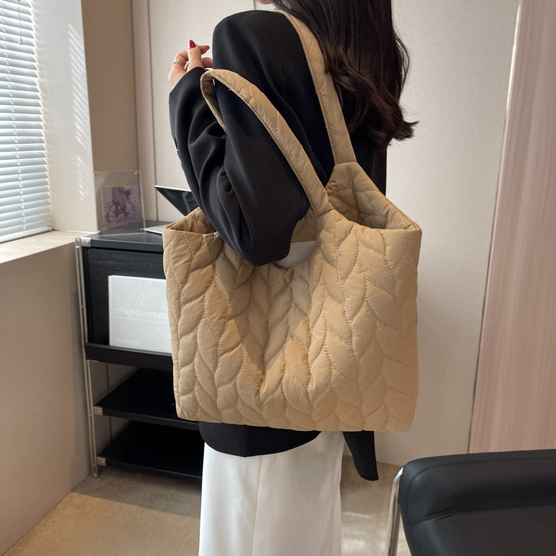 Bolsa elegante de grande capacidade para mulheres verão novo estilo coreano bolsa de axila estilo ocidental simples bolsa de mão de um ombro