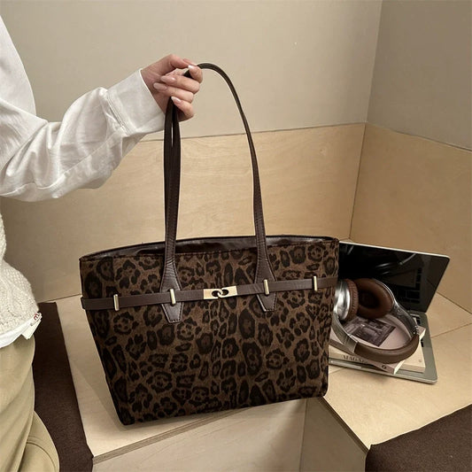 Bolsa Tote Retrô Moderna de Grande Capacidade - Bolsa de Ombro Feminina Estampada com Leopardo, Chique, Única, Casual, Versátil e de Nicho