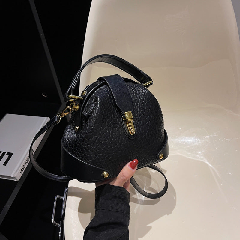 Bolsas femininas de luxo transfronteiriças 2026: Nova tendência, bolsa de mão e transversal versátil e moderna com textura simples e alça de ombro.