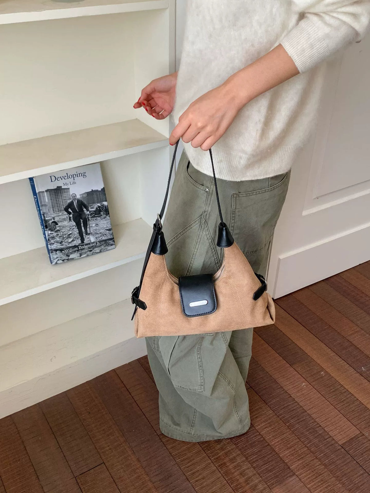 Design de nicho 2026 nova bolsa feminina OutonoRetro pequena bolsa quadrada de ombro Roupa de Trabalho bolsa de axila bolsa baguete