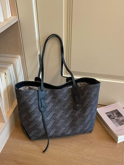 Bolsa de Ombro Casual Color Block da Moda 2026 - Bolsa Tote Estilosa e Espaçosa para o Trabalho, Escola e Uso Diário.