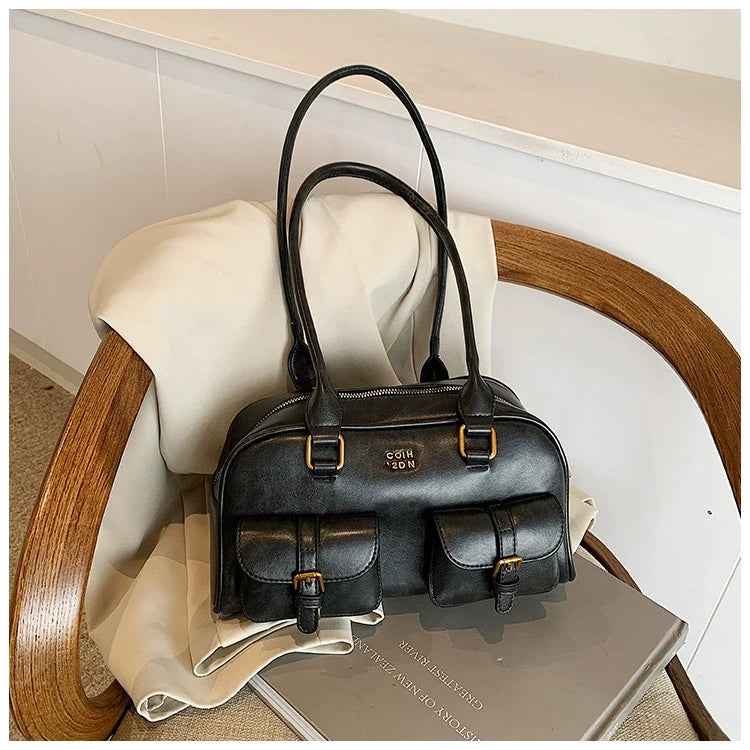 Calça retrô de alta qualidade com vários bolsos e bolsa de grande capacidade para mulheres, estilo novo de 2024, bolsa de boliche, bolsa de ombro único, bolsa de axila para outono e inverno.